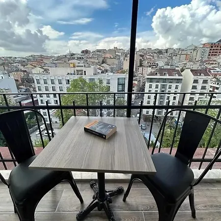 Narpera Taksim Boutique *