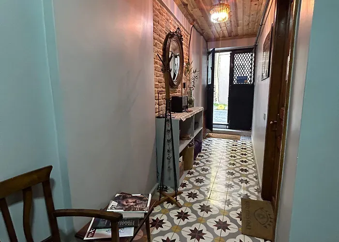 Narpera Taksim Boutique