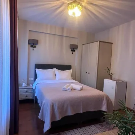 Narpera Taksim *