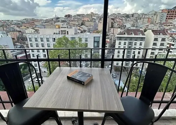 Narpera Taksim Boutique *